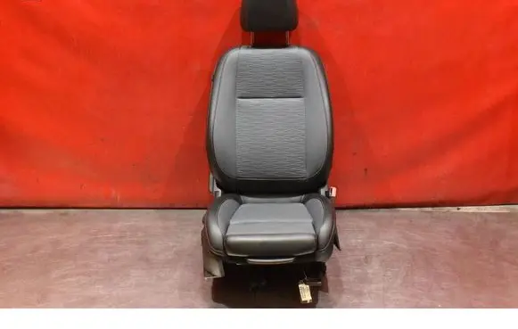 Opel Mokka X Front passenger seat 