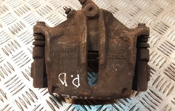 Ford Mondeo Mk III Front brake caliper
