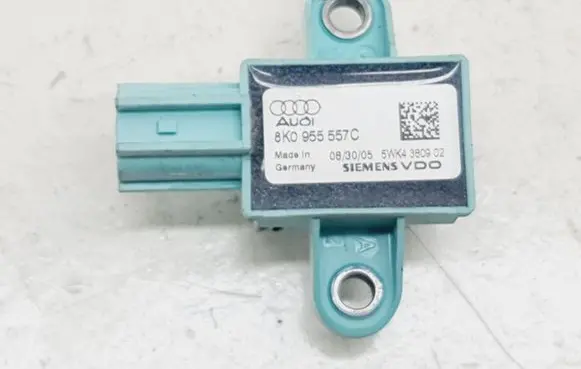 Audi A5 8T 8F Airbag deployment crash/impact sensor 8K0955557C