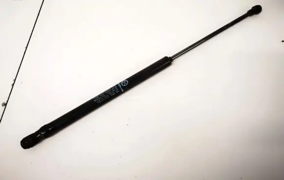 Volkswagen Fox Tailgate/trunk strut/damper 5z6827550b