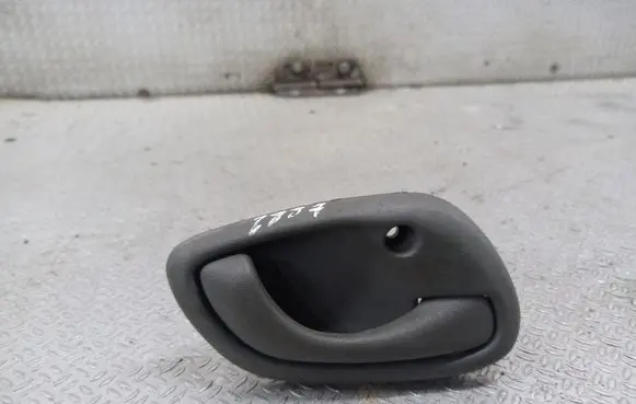 Opel Agila A Front door interior handle
