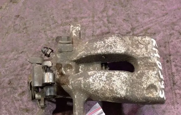 Opel Astra H Rear brake caliper