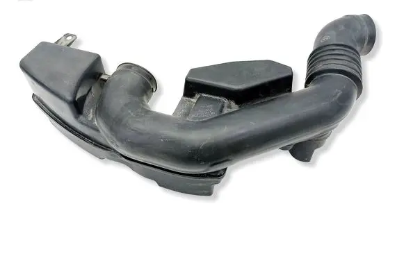 Subaru Outback (BS) Intake resonator 