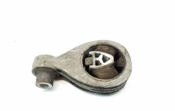 Nissan X-Trail T31 Engine mount bracket