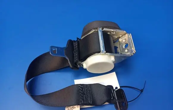 BMW X4 F26 Rear seatbelt 7258445