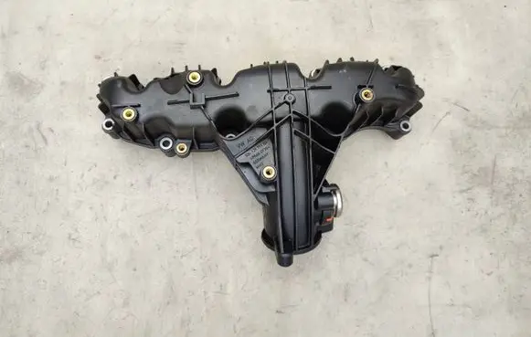 Audi A4 S4 B8 8K Intake manifold 03L129711BA
