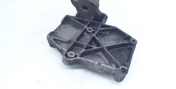 Volkswagen PASSAT B5 A/C compressor mount bracket 028260885A