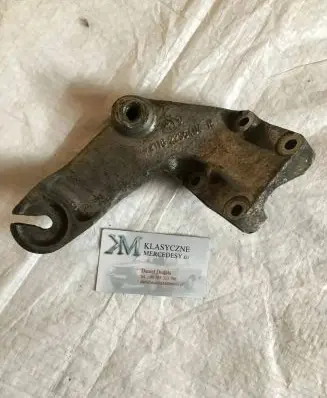 Mercedes-Benz S W126 Engine mounting bracket 1162235404