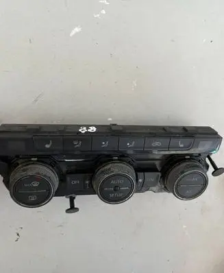 Volkswagen Golf VII Climate control unit 5G0907044R 5HB01118121