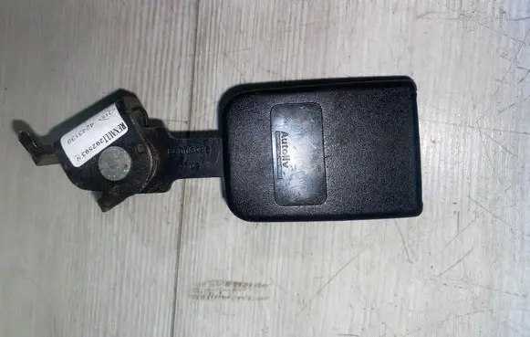 Renault Espace - Grand espace IV Rear seatbelt buckle 4243139 2925937