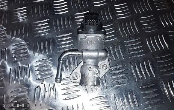 Volvo V70 EGR valve cooler ent500054