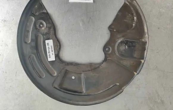 Volvo C40 Front brake disc dust cover plate 32276316