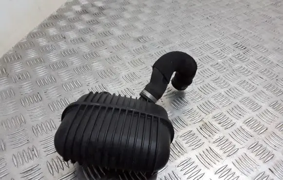 Audi Q5 SQ5 Intake resonator 