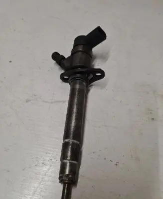 Volvo V70 Fuel injector 0445110078