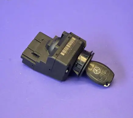 Mercedes-Benz Sprinter W906 Ignition lock A9065456408