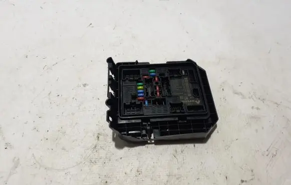 Renault Clio V Fuse module 284B69541R