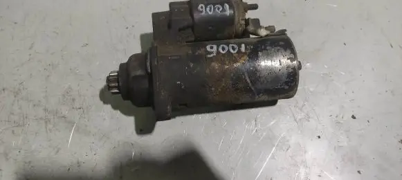 Volkswagen Golf IV Starter motor 02A911024 125007