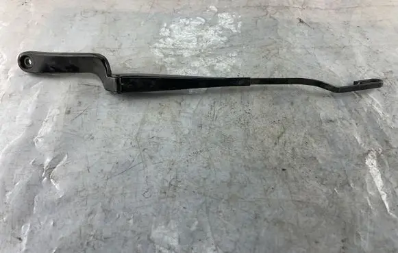 Volkswagen Polo III 6N 6N2 6NF Front wiper blade arm 6N1955409B