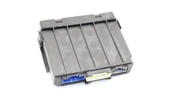 Mazda 6 Central body control module KD45675X0C