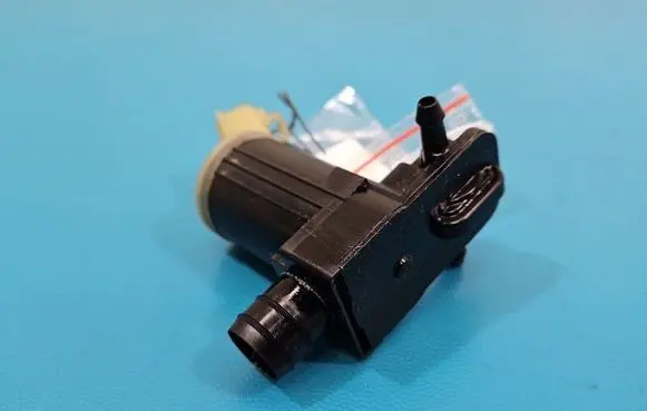 Mitsubishi Eclipse Cross Windscreen/windshield washer pump EW17001 IMPRK1579263