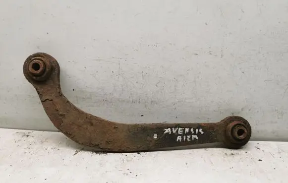 Toyota Avensis T250 Rear suspension control arm 