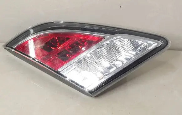 Mazda 3 II Tailgate rear/tail lights GS3L513G0D