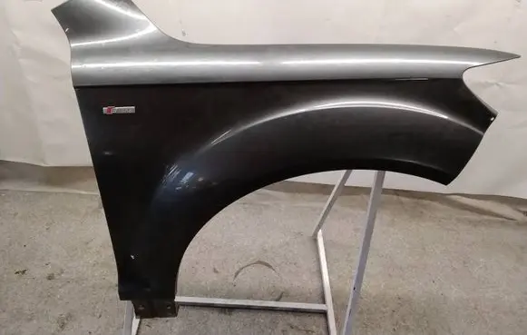 Audi Q7 4L Fender 4L0821106