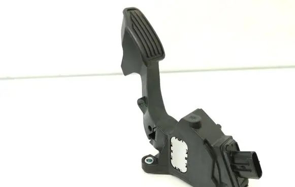 Toyota Yaris Accelerator throttle pedal 781100D110 16014B 13928055729