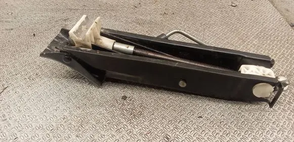 Seat Ibiza IV (6J,6P) Lift Jack 6R0011031B