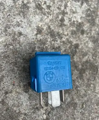 BMW 5 E60 E61 Other relay 6915327