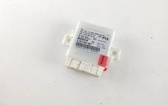 Mercedes-Benz GLK (X204) Parking PDC control unit/module A2049009201 A2045450432 A2049020001
