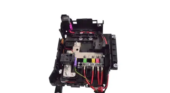 Volkswagen Touareg II Fuse box set 7L0937548C