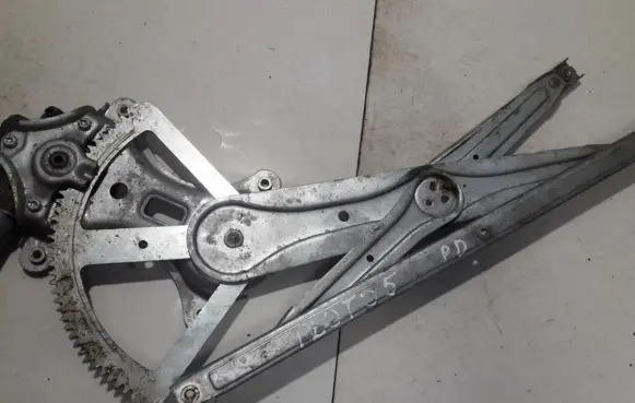 Sliding door window regulator with motor