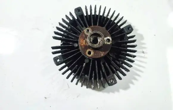 Volkswagen PASSAT B5 Viscous fan clutch 06B121347