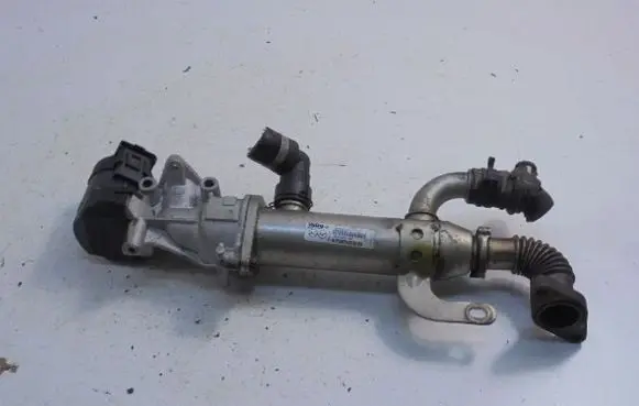 Ford Focus C-MAX EGR valve cooler 9645689780
