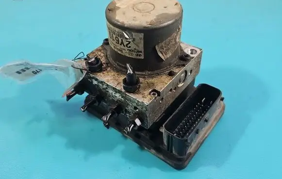 Hyundai ix35 ABS Pump 589202Y610 IMPRK1597170