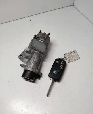 Skoda Fabia Mk2 (5J) Ignition lock 4B0905851C