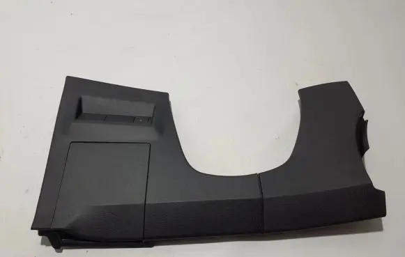 Renault Captur II Panel trim 689212623R