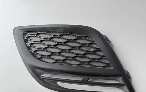 Volvo XC60 Front bumper lower grill 31290658