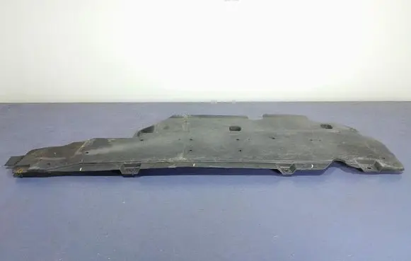 Renault Captur Front underbody cover/under tray 748153222R