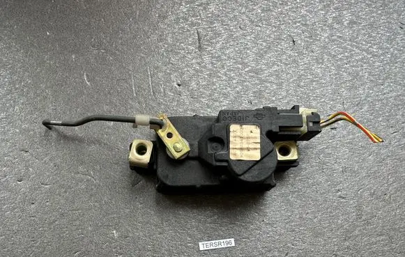 Loading door lock