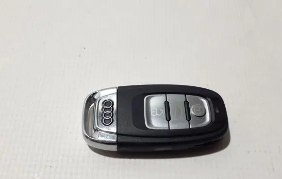 Audi A6 S6 C7 4G Ignition key/card 8K0959754CM