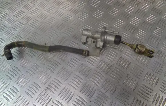 BMW 3 E46 Clutch slave cylinder 