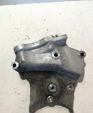 Opel Vectra C Engine mounting bracket 55210530