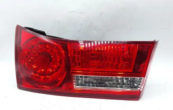 Honda Accord Tailgate rear/tail lights P8129