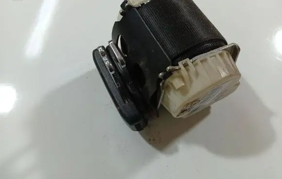 Skoda Roomster (5J) Middle seatbelt (rear) 33055563B