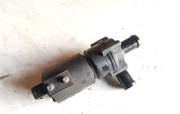 Opel Omega B2 Electric auxiliary coolant/water pump