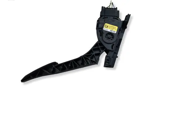 Land Rover Evoque I Accelerator throttle pedal EJ329F836CA