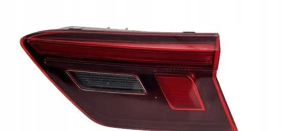 Volkswagen Tiguan Rear/tail lights 5NA945094G