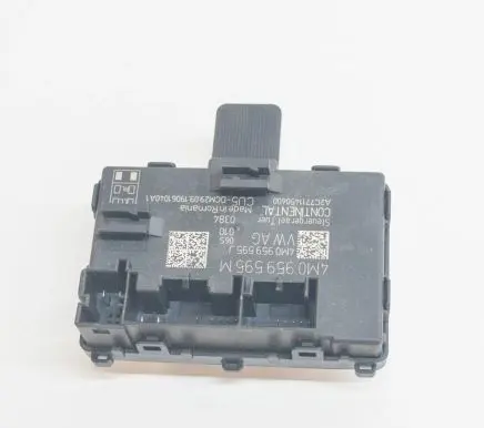 Audi Q7 4M Door control unit/module 4M0959595J 4M0959595M